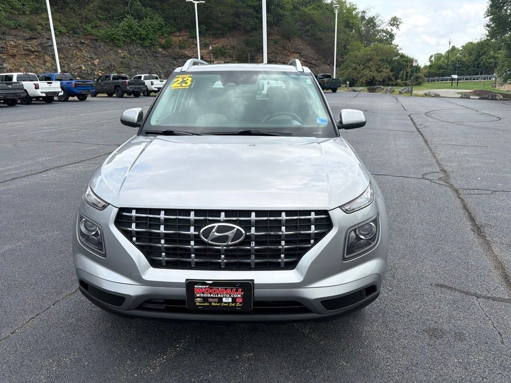 2023 Hyundai VENUE SEL