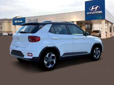 2026 Hyundai VENUE SEL W/Two-Tone Roof