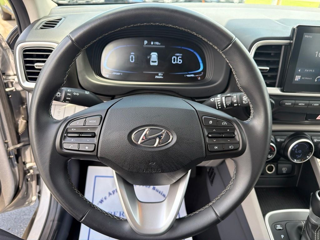 2025 Hyundai VENUE SEL