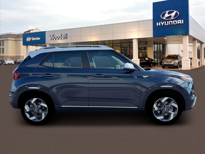 2026 Hyundai VENUE SEL W/Two-Tone Roof