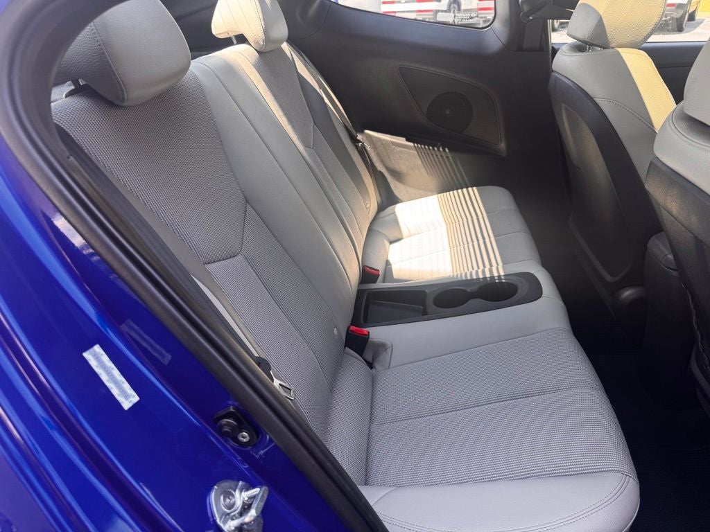 2012 Hyundai VELOSTER Base W/Gray