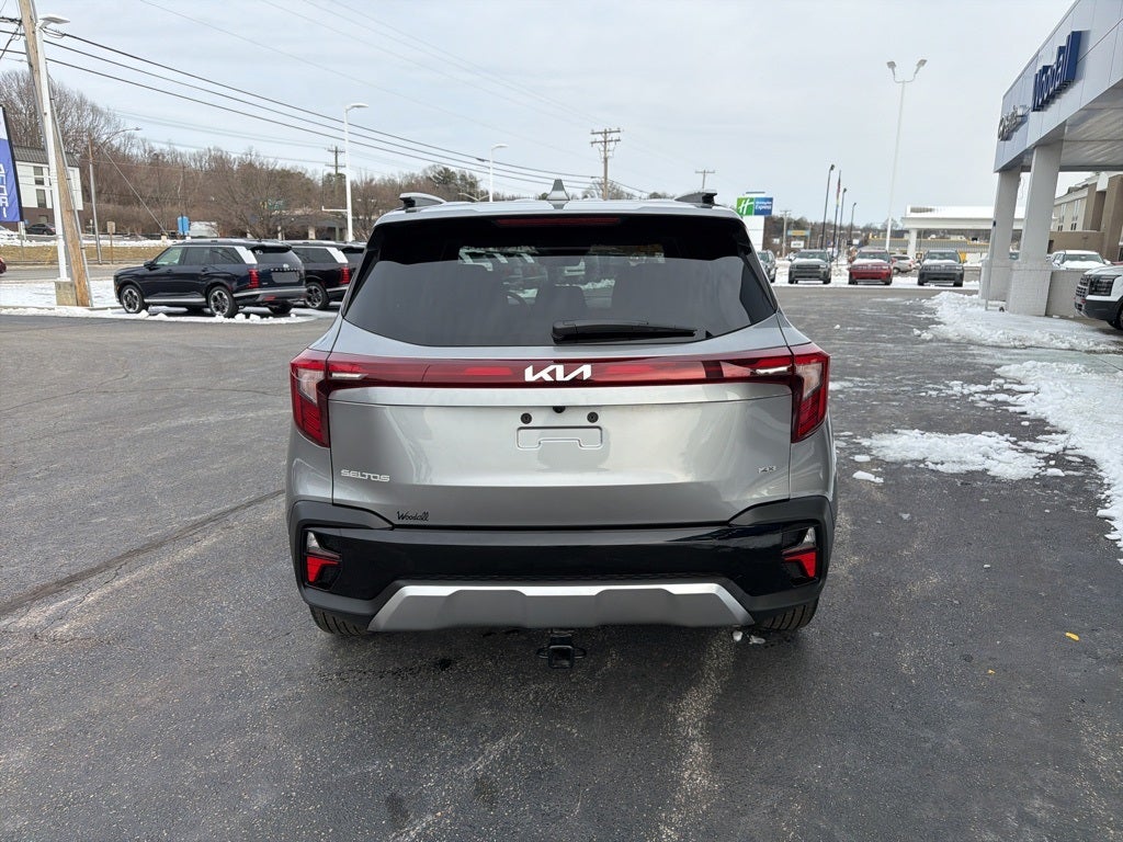 2025 Kia Seltos S
